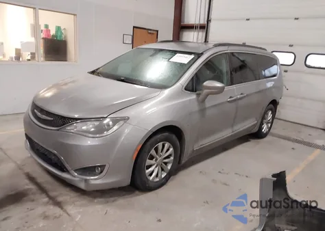 2017 Chrysler Pacifica Touring-L из США, поврежденный, VIN 2C4RC1BG2HR593487